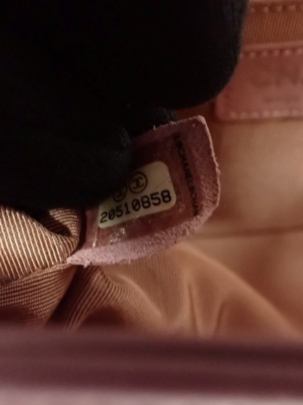 Chanel Pink Boy Bag 20-Series - Picture 15 of 16